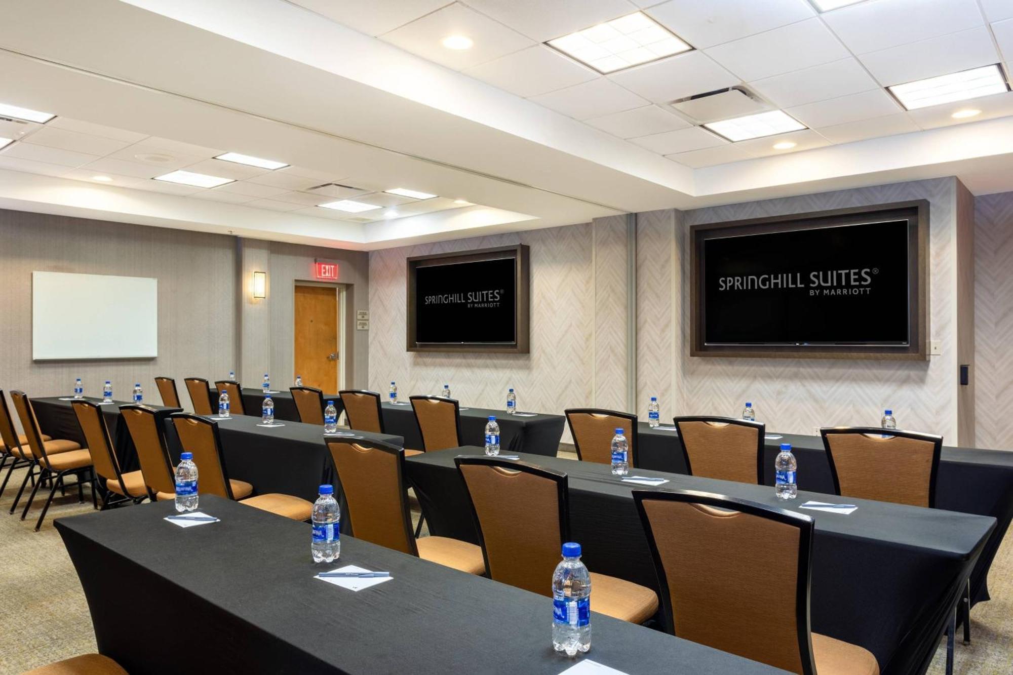 Springhill Suites By Marriott Miami Airport South Blue Lagoon Area Miami Springs Exterior photo