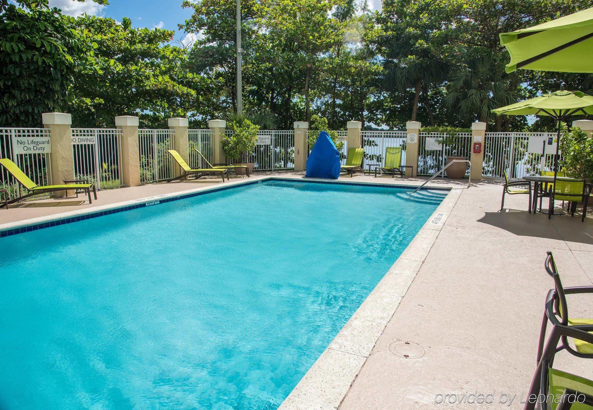 Springhill Suites By Marriott Miami Airport South Blue Lagoon Area Miami Springs Exterior photo